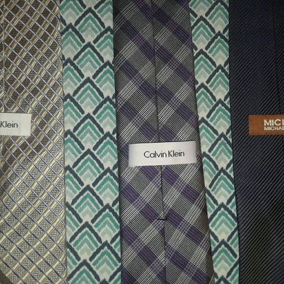 Designer & Name Brand Ties - Picture 4 of 8